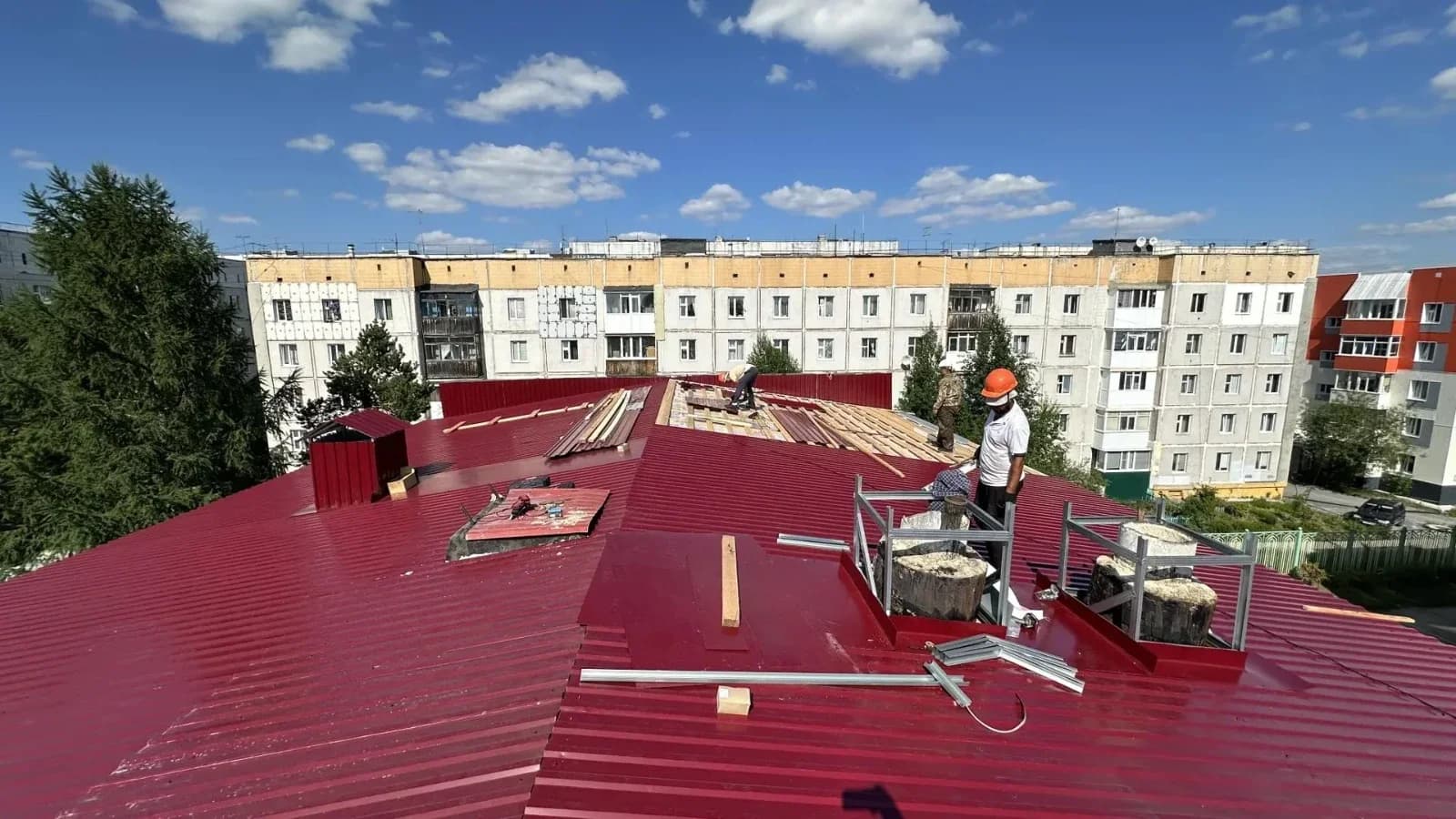 В двух детских садах Ноябрьска к осени обновятся крыши