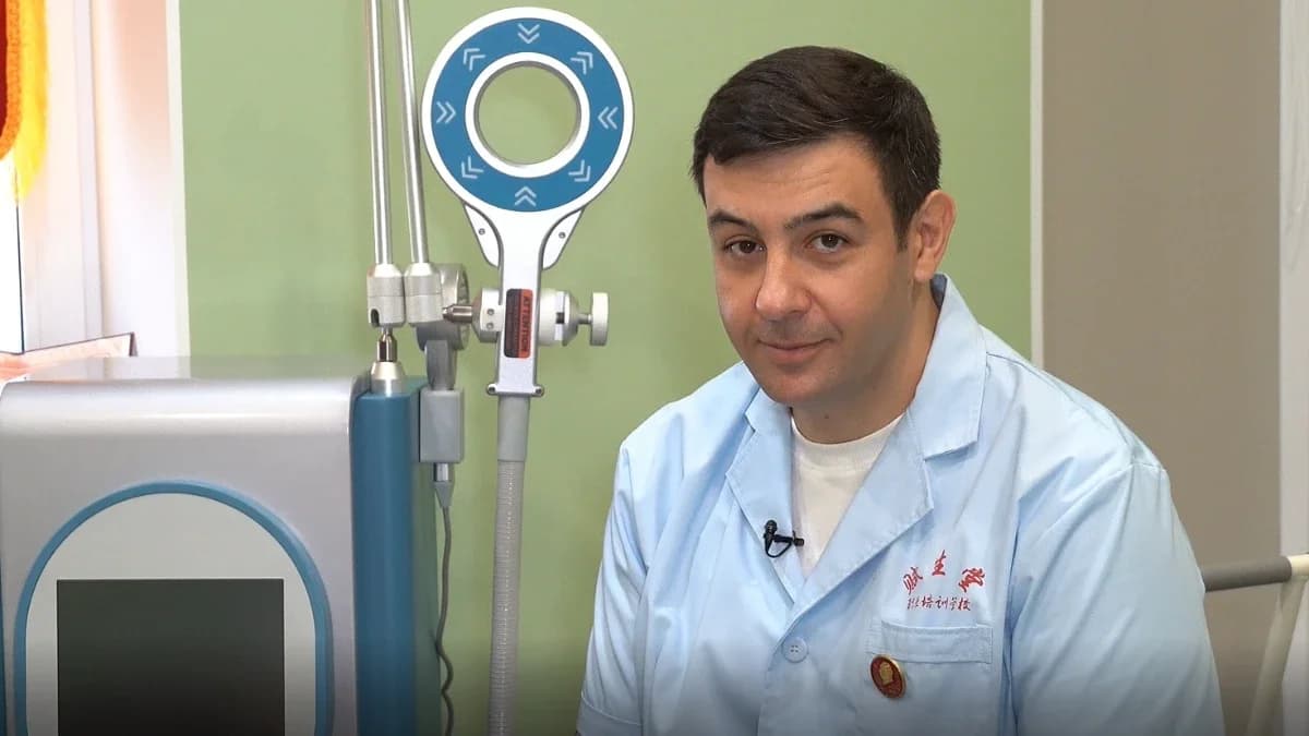 Социальный контракт помог предпринимателю из Ноябрьска оснастить медкабинет