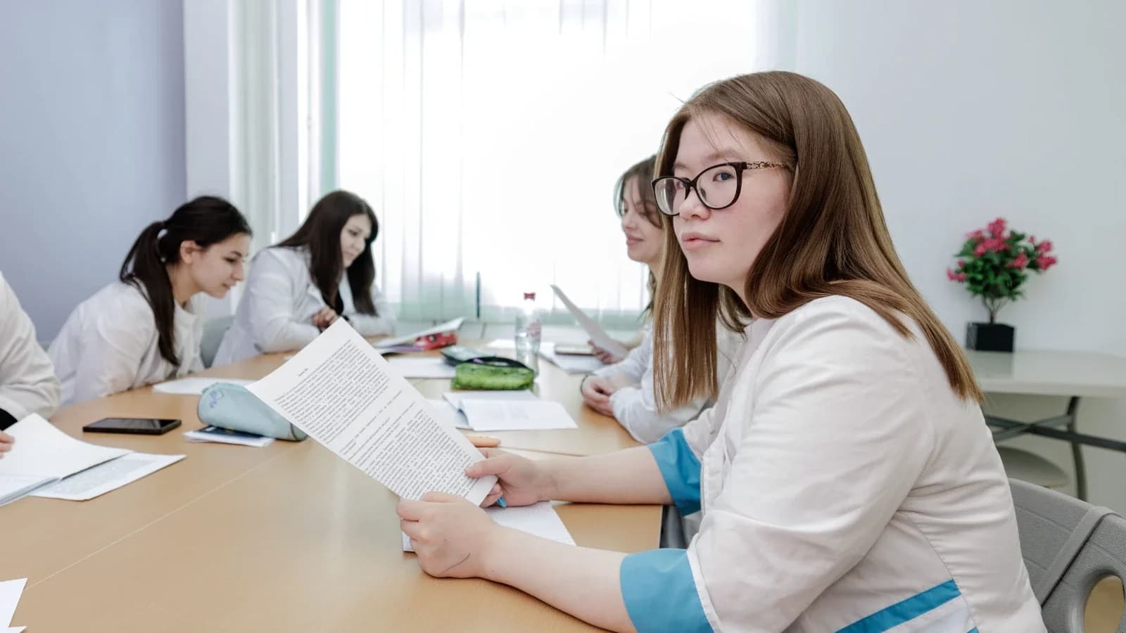 От медиков до следователей. Как в Ноябрьске старшеклассников готовят к профессии