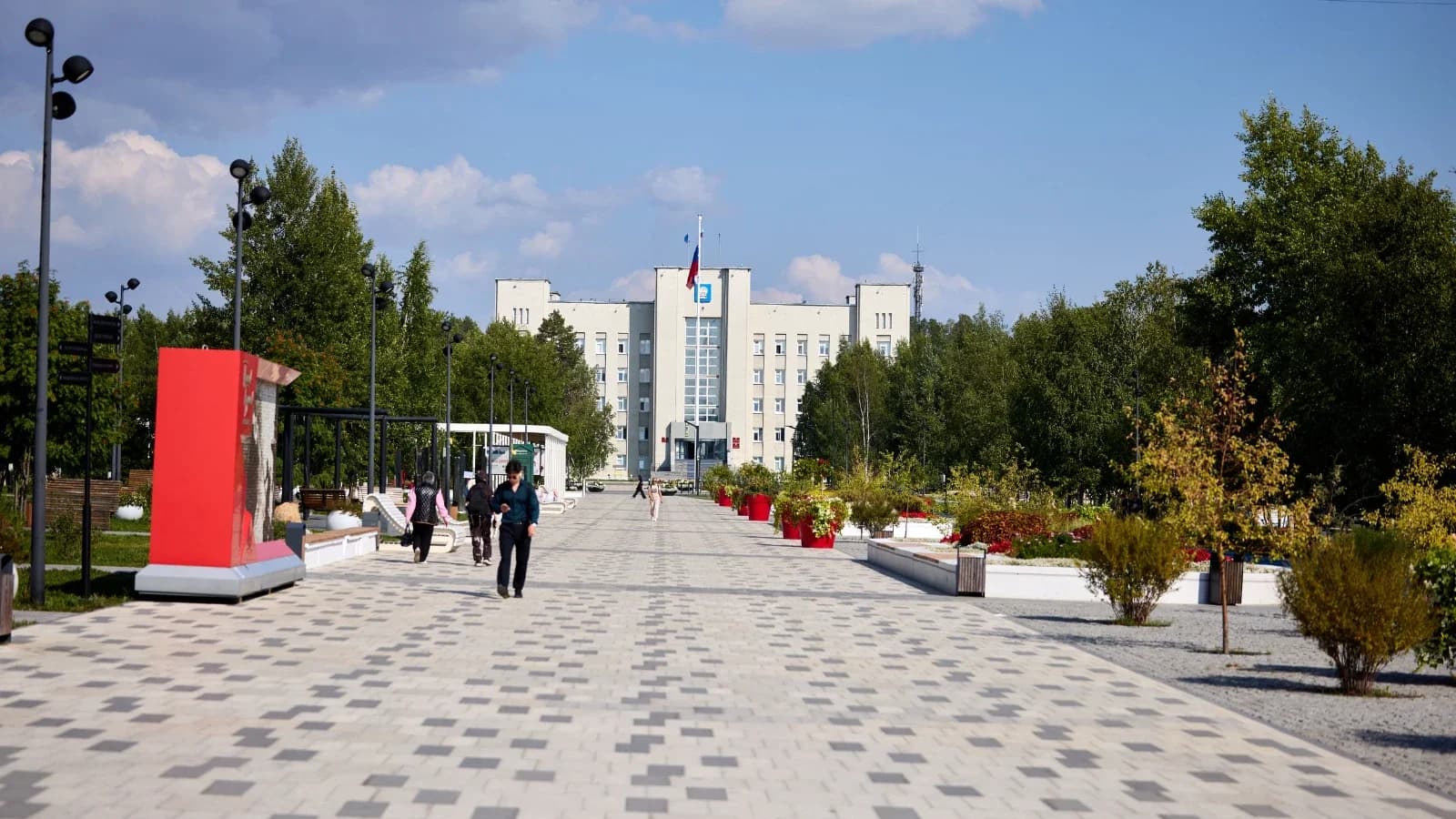 Митя Фомин и Иракли выступят на Дне города в Ноябрьске. Афиша