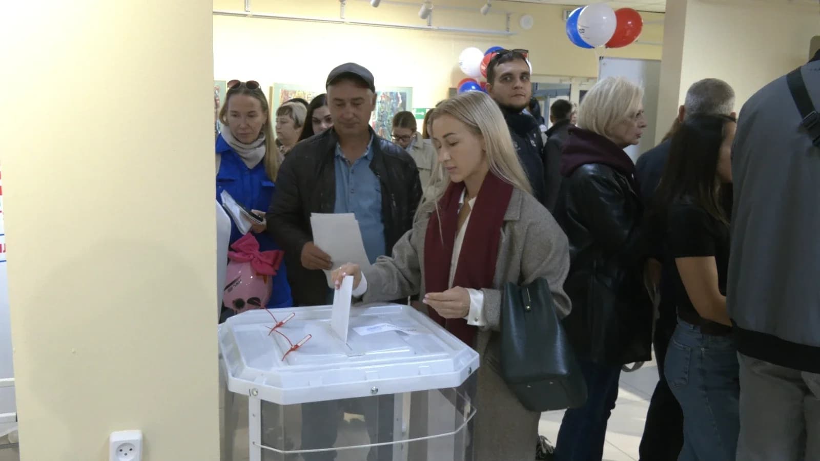 «Сделать правильный выбор». В Ноябрьске проголосовала мастер спорта России Анастасия Плисс